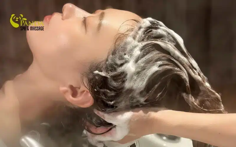 Should You Wash Your Hair Every Day? Expert Answers